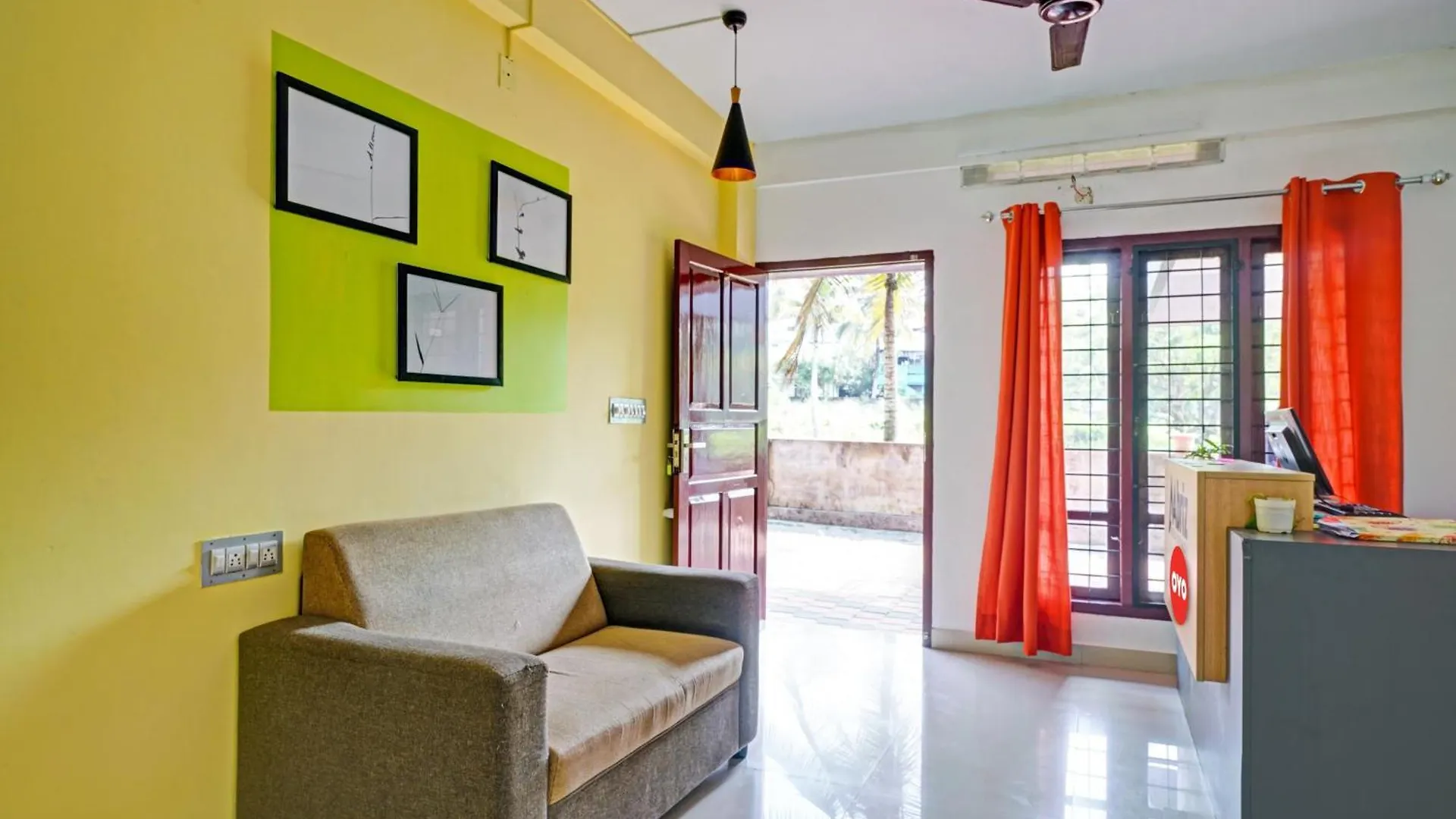 Hotel O Abrio Residency Kochi 4*,