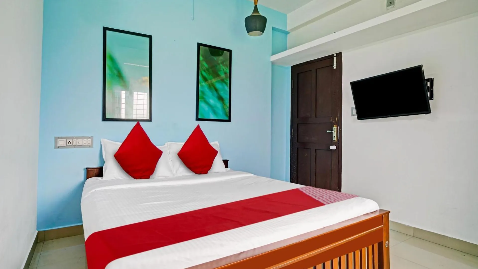Hotel O Abrio Residency Kochi